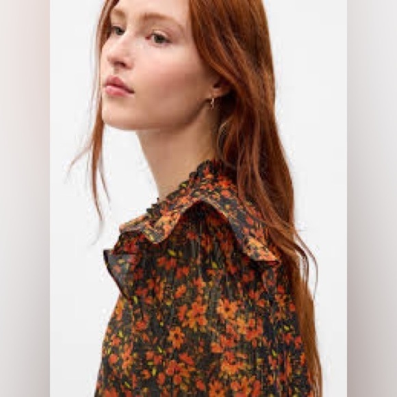 GAP NWT Ruffle Shirt Metallic Cornucopia Red & Black Floral Small - Picture 2 of 9